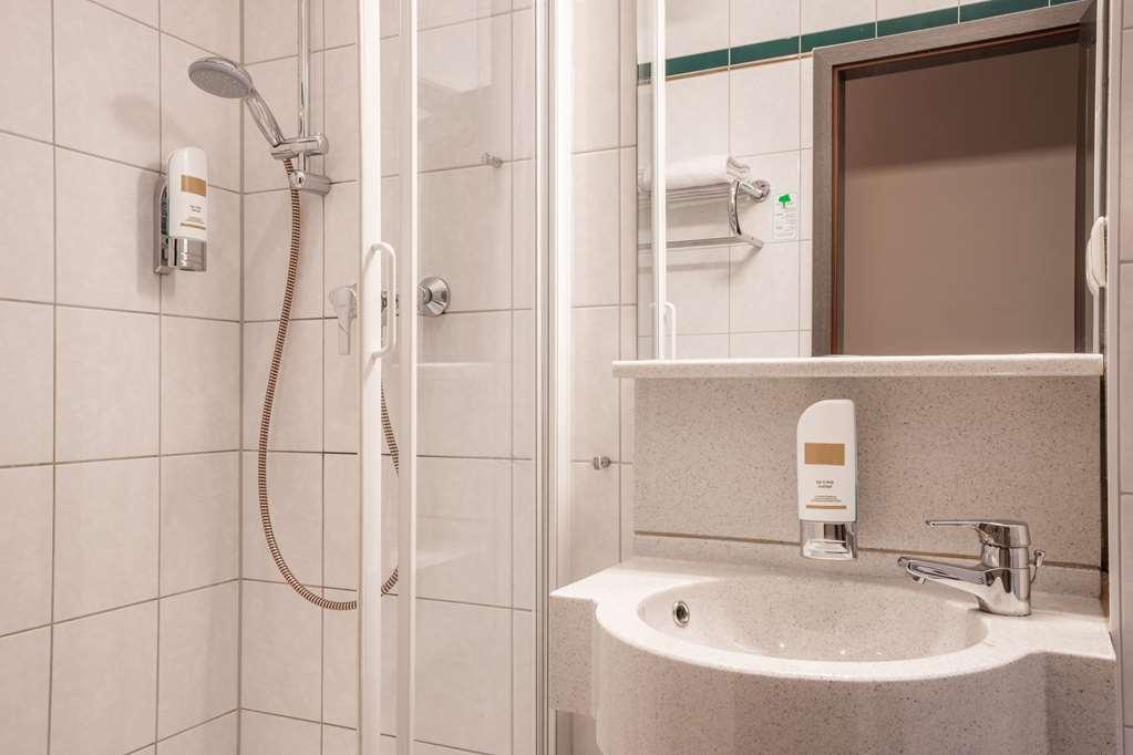 1, 2, Sleep Boardinghouse Unterschleissheim Zentrum Quarto foto