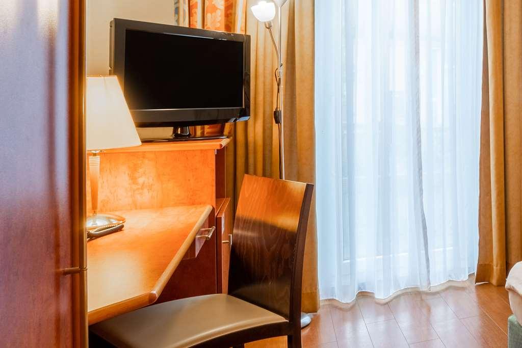 1, 2, Sleep Boardinghouse Unterschleissheim Zentrum Quarto foto