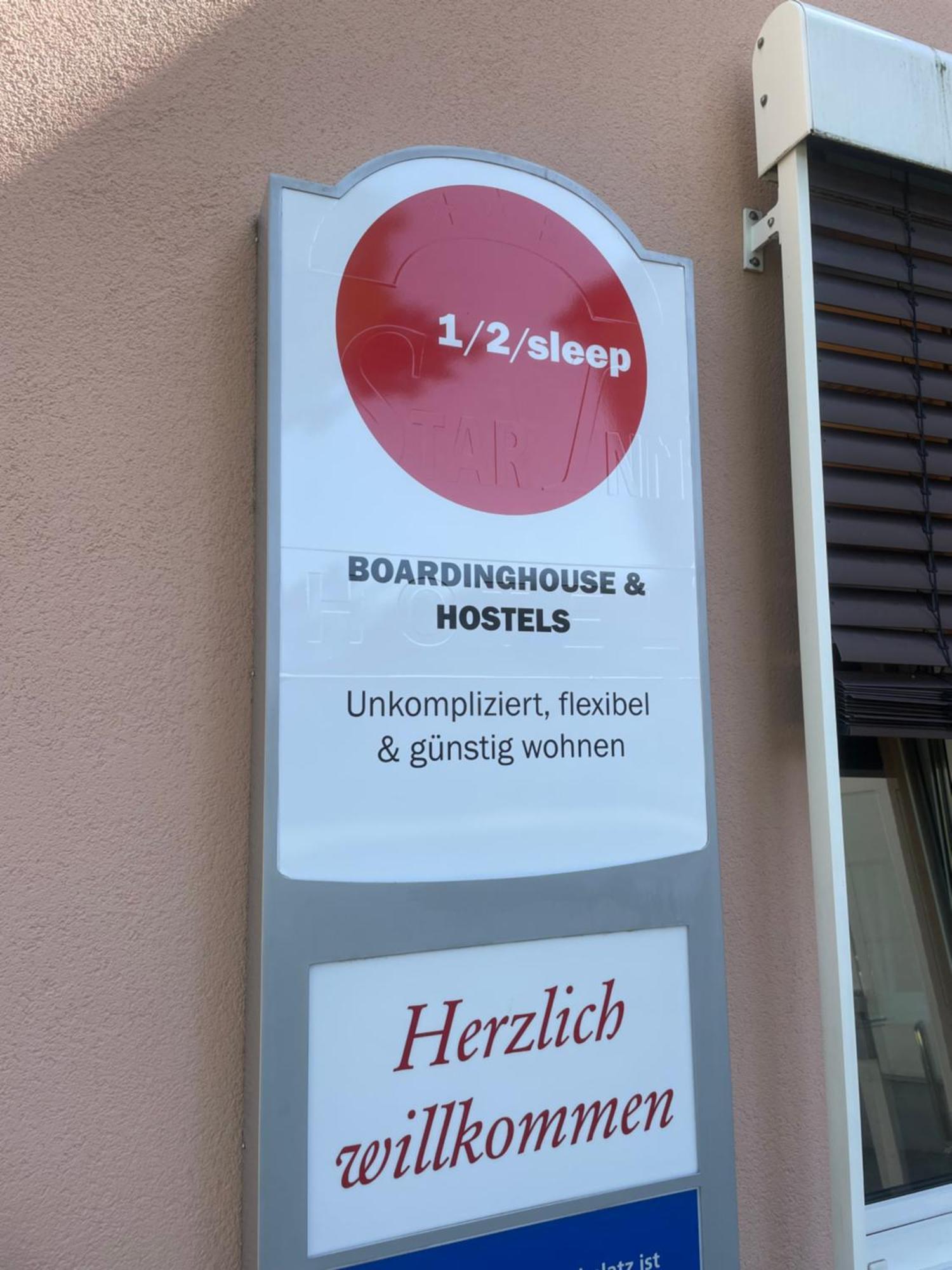 1, 2, Sleep Boardinghouse Unterschleissheim Zentrum Exterior foto